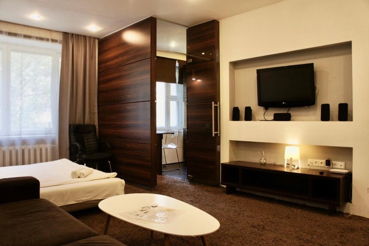Central Apartment Nemiga Minsk Exterior photo